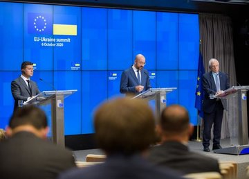 Партнеры из Евросоюза заверили: безвизовому режиму ничего не угрожает. Президент Партнеры из Евросоюза заверили: безвизовому режиму ничего не угрожает. Президент