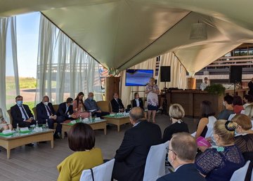 Педагоги Харьковщины подвели итоги своей работы и обсудили современные вызовы Педагоги Харьковщины подвели итоги своей работы и обсудили современные вызовы