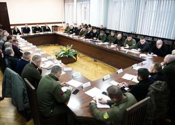 Під головуванням начальника ХОВА відбулося чергове засідання Ради оборони