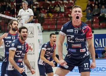 Плотницкий признан MVP матча волейбольной ЛЧ Плотницкий признан MVP матча волейбольной ЛЧ