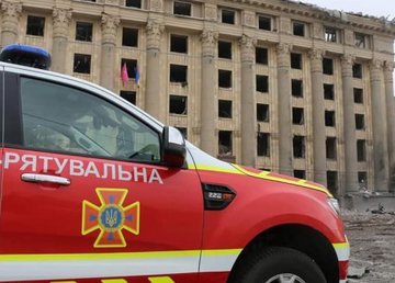 Подразделения ГСЧС продолжают спасать: потушили около 40 пожаров Подразделения ГСЧС продолжают спасать: потушили около 40 пожаров