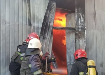 Подразделения ГСЧС продолжают спасать: за сутки совершили более 60 выездов Подразделения ГСЧС продолжают спасать: за сутки совершили более 60 выездов