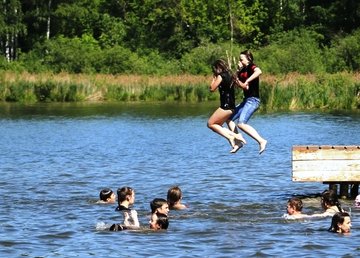Полицейские Харьковщины напоминают гражданам правила безопасного отдыха на водоемах Полицейские Харьковщины напоминают гражданам правила безопасного отдыха на водоемах
