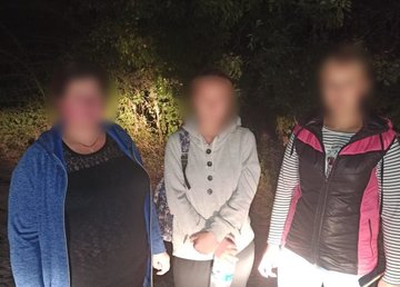 Полицейские Харьковщины оперативно разыскали несовершеннолетнюю девушку, которая поехала в гости к бабушке и пропала Полицейские Харьковщины оперативно разыскали несовершеннолетнюю девушку, которая поехала в гости к бабушке и пропала