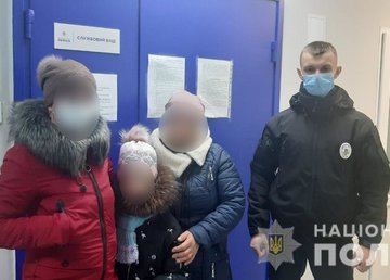 Полицейские Харьковщины оперативно установили местонахождение двух девушек Полицейские Харьковщины оперативно установили местонахождение двух девушек
