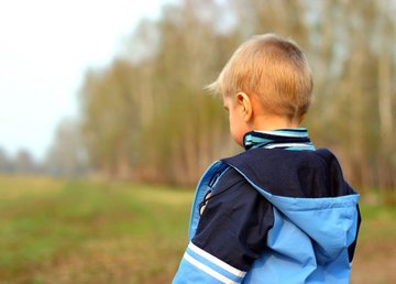 Полицейские Харьковщины с помощью общественности разыскали пропавшего мальчика Полицейские Харьковщины с помощью общественности разыскали пропавшего мальчика