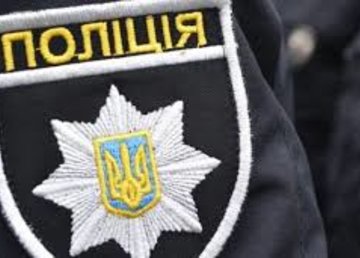 Полицейские офицеры общины спасли людей во время пожара