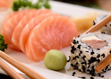 Полицейские открыли уголовное производство по факту массового отравления людей в заведениях питания в Шевченковском районе Харькова