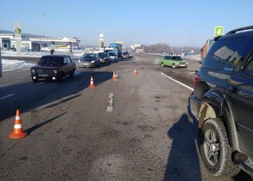 Полицейские устанавливают обстоятельства ДТП с участием пассажирского автобуса Полицейские устанавливают обстоятельства ДТП с участием пассажирского автобуса