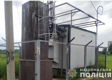 Полицейские устанавливают обстоятельства гибели мужчины на Харьковщине Полицейские устанавливают обстоятельства гибели мужчины на Харьковщине