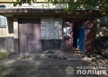 Полицейские задержали подозреваемого в убийстве женщины в Харьковской области Полицейские задержали подозреваемого в убийстве женщины в Харьковской области
