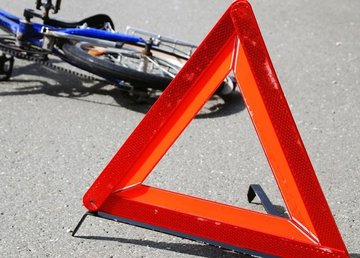 Полиция устанавливает обстоятельства аварии в Индустриальном районе Харькова Полиция устанавливает обстоятельства аварии в Индустриальном районе Харькова