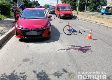 Полиция устанавливает обстоятельства гибели велосипедиста в Харькове Полиция устанавливает обстоятельства гибели велосипедиста в Харькове