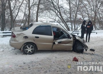Полиция выясняет обстоятельства ДТП на Харьковщине, в результате которого погибли два человека