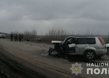 Полиция выясняет обстоятельства ДТП на Харьковщине, в результате которой пострадали шесть человек Полиция выясняет обстоятельства ДТП на Харьковщине, в результате которой пострадали шесть человек