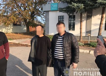 Полиция задержала мужчину, который на прошлой неделе совершил разбойные нападения на аптеки и кредит-кафе в четырех районах Харькова