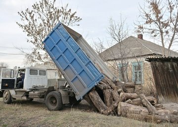 Понад 40 тисяч кубометрів дров роздали жителям Харківської області