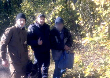 Пошел в лес по грибы и заблудился – полиция разыскала пожилого мужчину живым и невредимым Пошел в лес по грибы и заблудился – полиция разыскала пожилого мужчину живым и невредимым