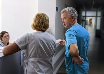 Пострадавшие от обстрела в центре Харькова получают всю необходимую медицинскую помощь