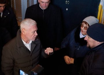 Пострадавший от пожара дом на улицы Культуры приводят в порядок