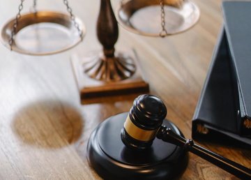 Поздравление главы Харьковской областной государственной администрации Айны Тимчук с Днем работников суда Украины Поздравление главы Харьковской областной государственной администрации Айны Тимчук с Днем работников суда Украины