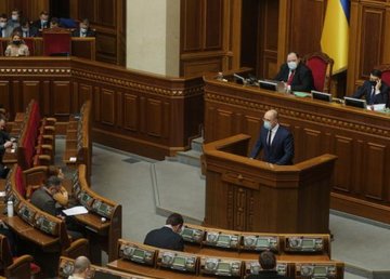 Правительство продолжает работать над решением тарифного вопроса Правительство продолжает работать над решением тарифного вопроса