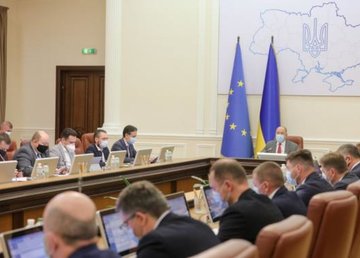 Премьер-министр рассказал, какие документы украинцы смогут использовать для подтверждения вакцинации