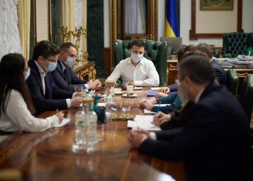 Президент доволен работой делегации Украины на последней сессии ПАСЕ Президент доволен работой делегации Украины на последней сессии ПАСЕ