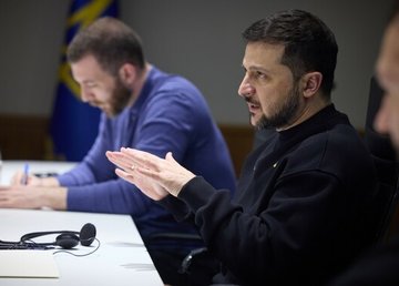 Президент України провів зустріч з американською підприємницею та меценаткою Лорен Пауелл Джобс