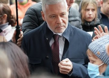 Проезжую часть на улице Фонвизина полностью отремонтируют  Проезжую часть на улице Фонвизина полностью отремонтируют