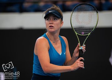 Проиграла второй старт. Свитолина снова зачехлила ракетку в Аделаиде Проиграла второй старт. Свитолина снова зачехлила ракетку в Аделаиде