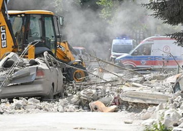 Російські окупанти обстріляли житлову забудову середмістя Харкова