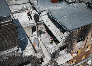 Рятувальники з інших областей залучені до ліквідації наслідків обстрілів на Харківщині Рятувальники з інших областей залучені до ліквідації наслідків обстрілів на Харківщині