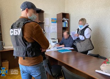 СБУ разоблачила сделку по хищению денег Укрзализныци: злоумышленники присваивали зарплаты работников СБУ разоблачила сделку по хищению денег Укрзализныци: злоумышленники присваивали зарплаты работников