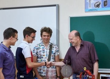 Сегодня - день рождения почетного харьковчанина Ильи Гельфгата Сегодня - день рождения почетного харьковчанина Ильи Гельфгата