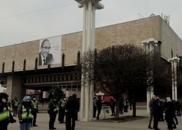 Сегодня в Харькове прощаются с Геннадием Кернесом Сегодня в Харькове прощаются с Геннадием Кернесом