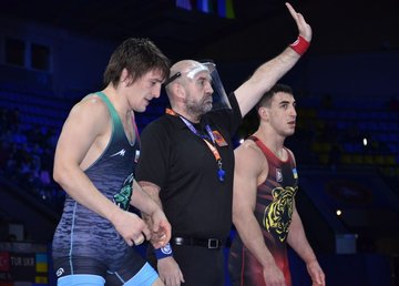 Семен Новиков победил на международном турнире по борьбе Семен Новиков победил на международном турнире по борьбе