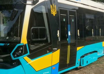 Швейцарская компания «Stadler» предоставила городу трамвай для испытаний Швейцарская компания «Stadler» предоставила городу трамвай для испытаний