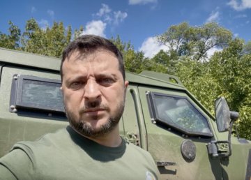 Сили спеціальних операцій – це героїзм, про який неможливо розповісти деталі, вони завдають особливо відчутних ударів по російських терористах – звернення Президента України