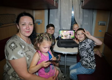 Сім’ї опікунів та піклувальників Харківщини евакуюються до Волинської області Сім’ї опікунів та піклувальників Харківщини евакуюються до Волинської області