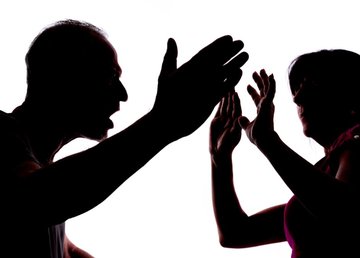 Следователи Харьковщины направили в суд обвинительный акт в отношении мужчины, который совершал домашнее насилие в отношении собственных родителей Следователи Харьковщины направили в суд обвинительный акт в отношении мужчины, который совершал домашнее насилие в отношении собственных родителей