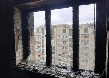 Слободской район: во время пожара в девятиэтажном жилом доме погиб человек, трое жителей пожарным удалось эвакуировать Слободской район: во время пожара в девятиэтажном жилом доме погиб человек, трое жителей пожарным удалось эвакуировать