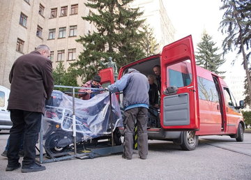 Соціальні працівники з 19 громад Харківщини отримали сучасні електроскутери