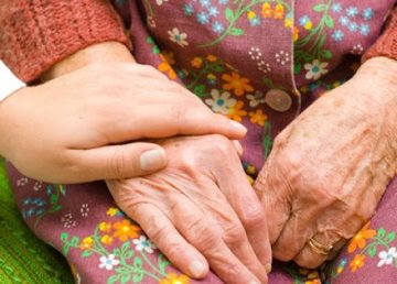 Соцработники обслуживают 18 тысяч одиноких харьковчан 