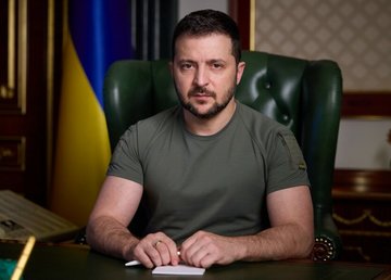 Сьогодні історичний день, ми повертаємо Херсон – звернення Президента України