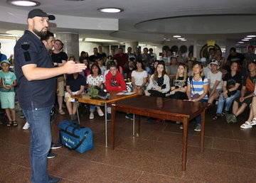 Сотни харьковчан посетили курсы по безопасности жизнедеятельности граждан в условиях военной угрозы Сотни харьковчан посетили курсы по безопасности жизнедеятельности граждан в условиях военной угрозы