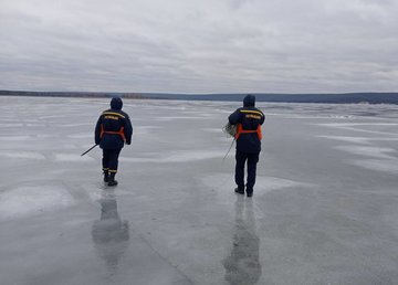 Сотрудники ДСНС и Нацполиции продолжают поиски пропавшего рыбака