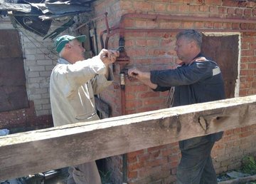Специалисты возобновили газоснабжение в более чем половине домов Дергачевщины