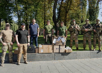 Спецпідрозділу «КОРД» та військовим медикам передали обладнання для виконання бойових завдань і комплекти тактичних аптечок Спецпідрозділу «КОРД» та військовим медикам передали обладнання для виконання бойових завдань і комплекти тактичних аптечок
