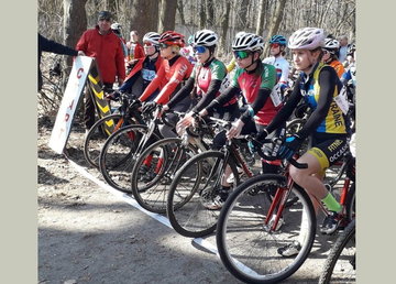 Спортсмени Харківщини успішно стартували у новому сезоні змагань з велокросу